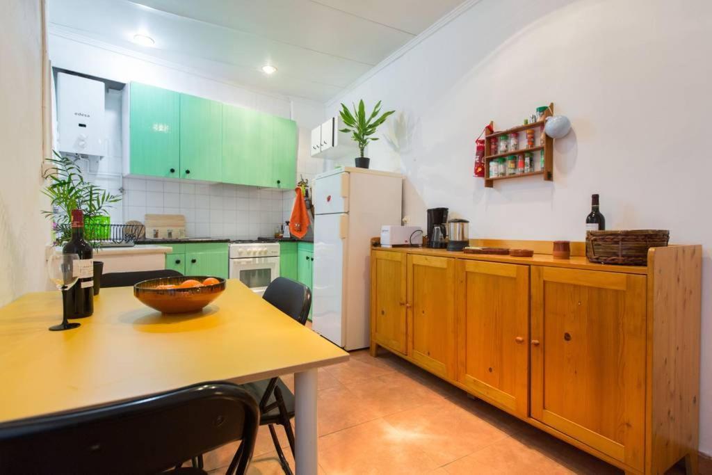 Habitacion En Piso Compartido Барселона Экстерьер фото