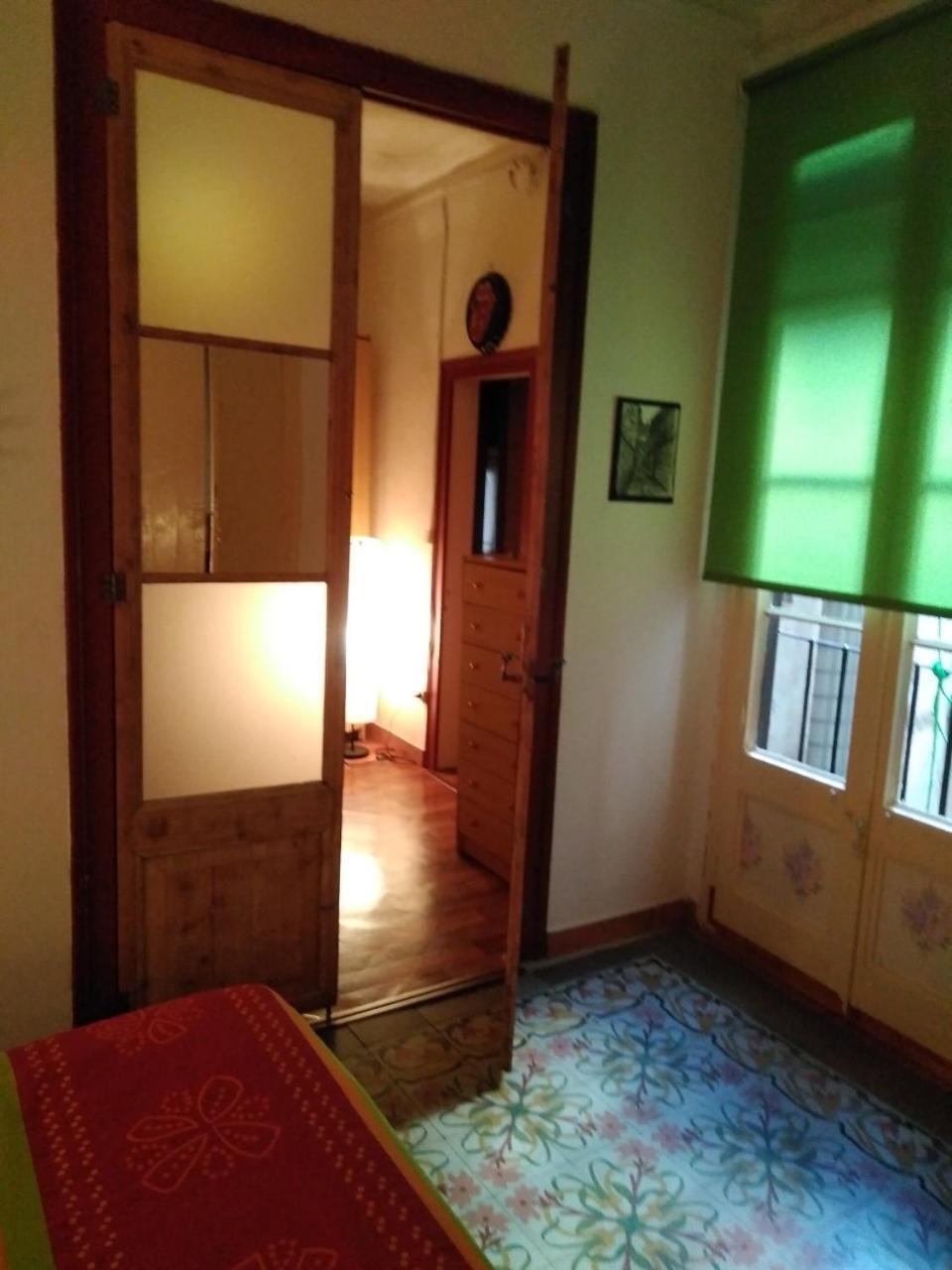 Habitacion En Piso Compartido Барселона Экстерьер фото